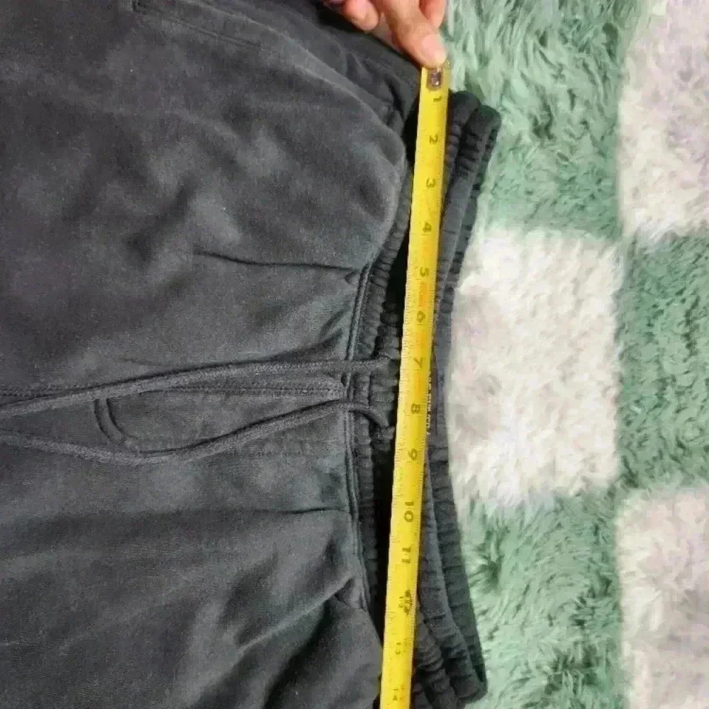 Loose Fit Track Cotton On Men's Black Jogger Pants size Small - Picture 3 of 7